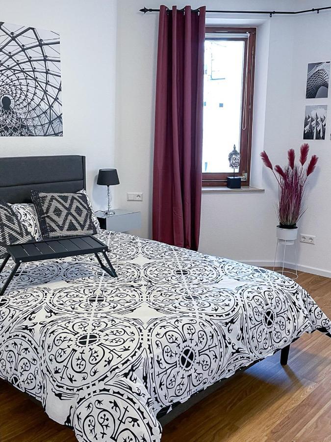 Ferienwohnung Velvet Ein Haus Mit Geschichte Im Herzen Tettnangs Messe Friedrichshafen Exterior foto