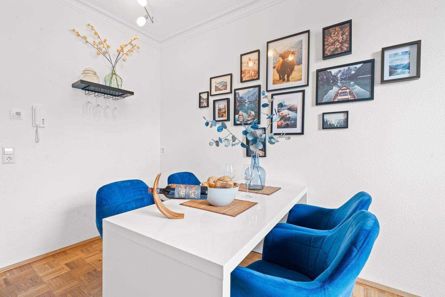 Ferienwohnung Velvet Ein Haus Mit Geschichte Im Herzen Tettnangs Messe Friedrichshafen Exterior foto